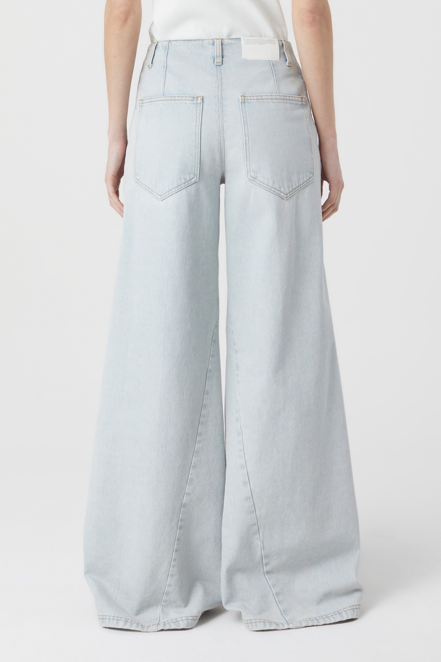 AVAN JEANS LIGHT BLUE 3