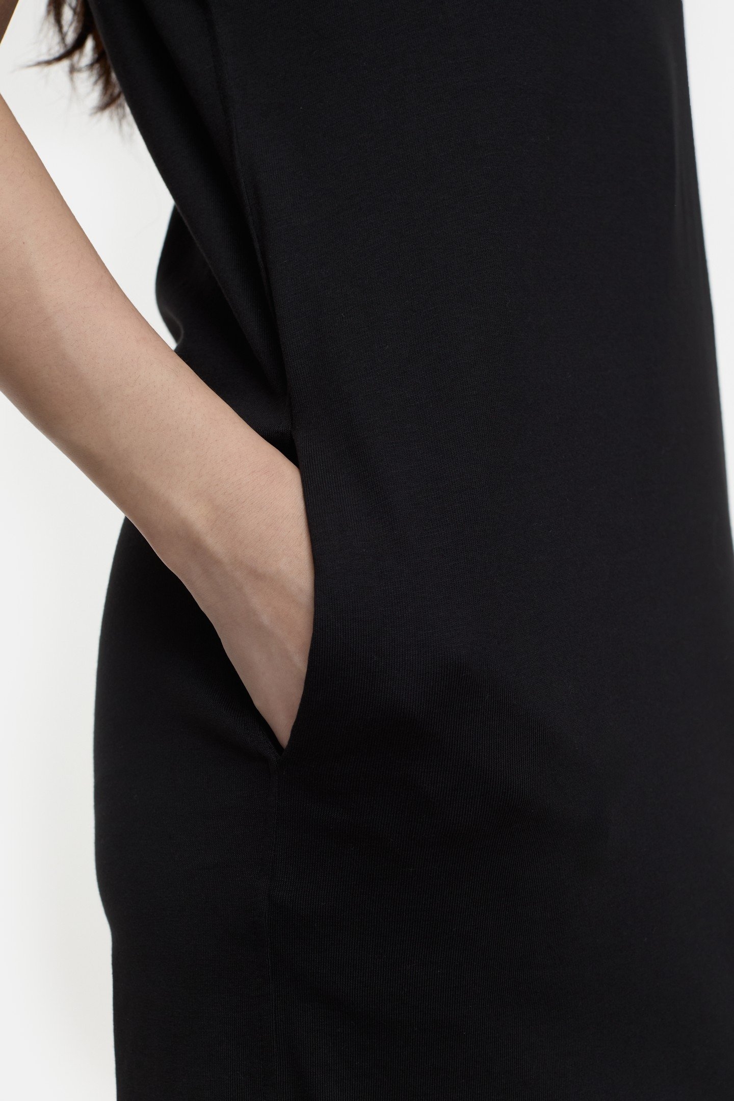 T-SHIRT DRESS BLACK 4