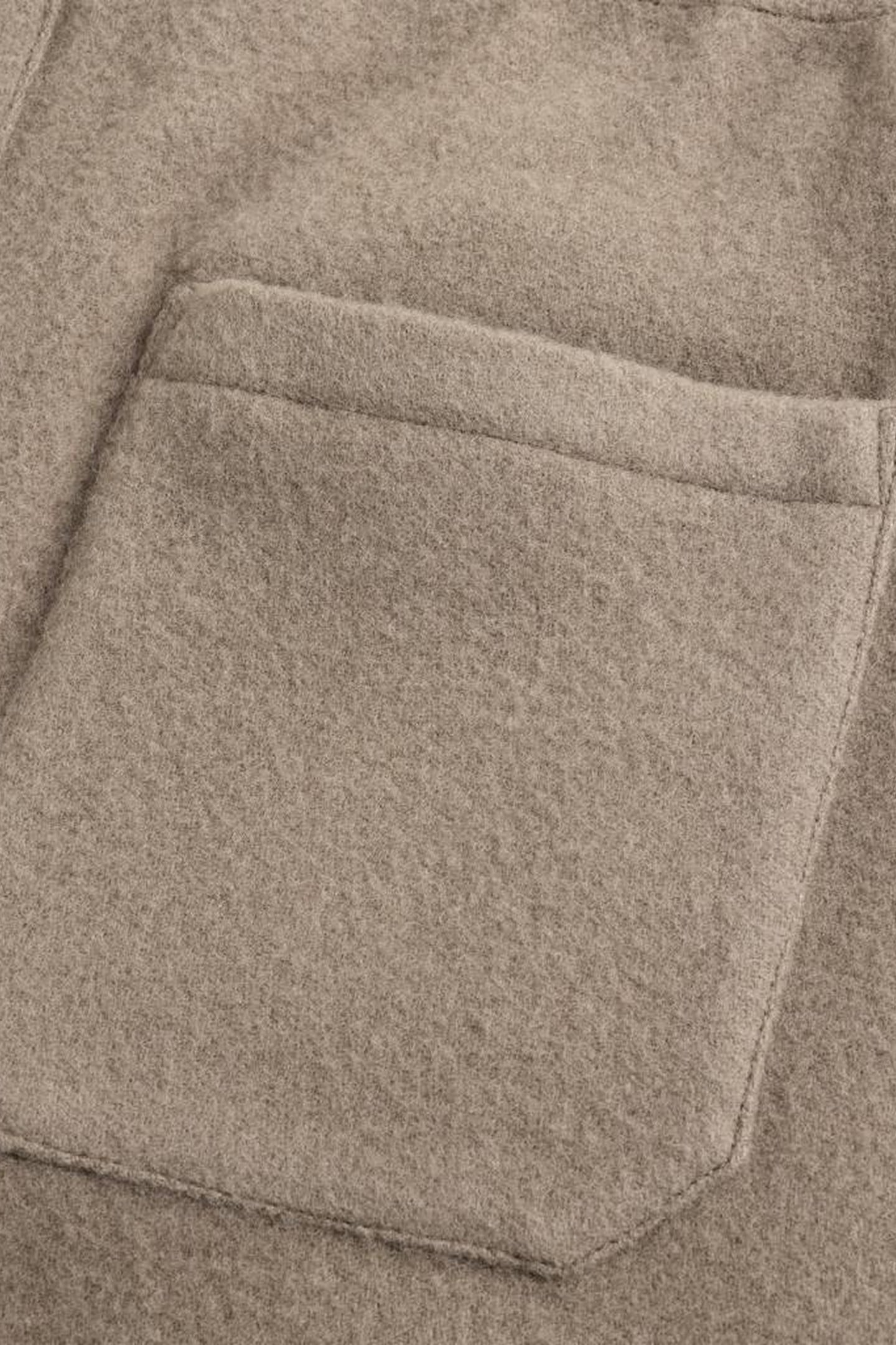 RIER – NATURAL BERMUDA BROWN 3