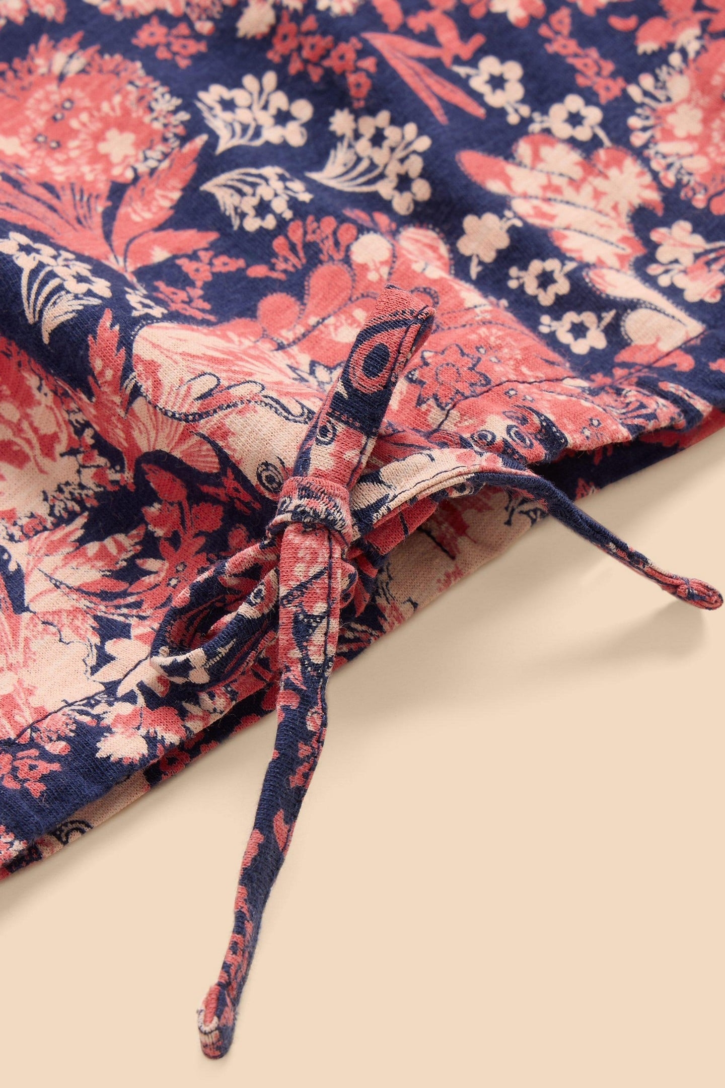 SUNRISE SLEEVELESS TOP NAVY PRINT 2