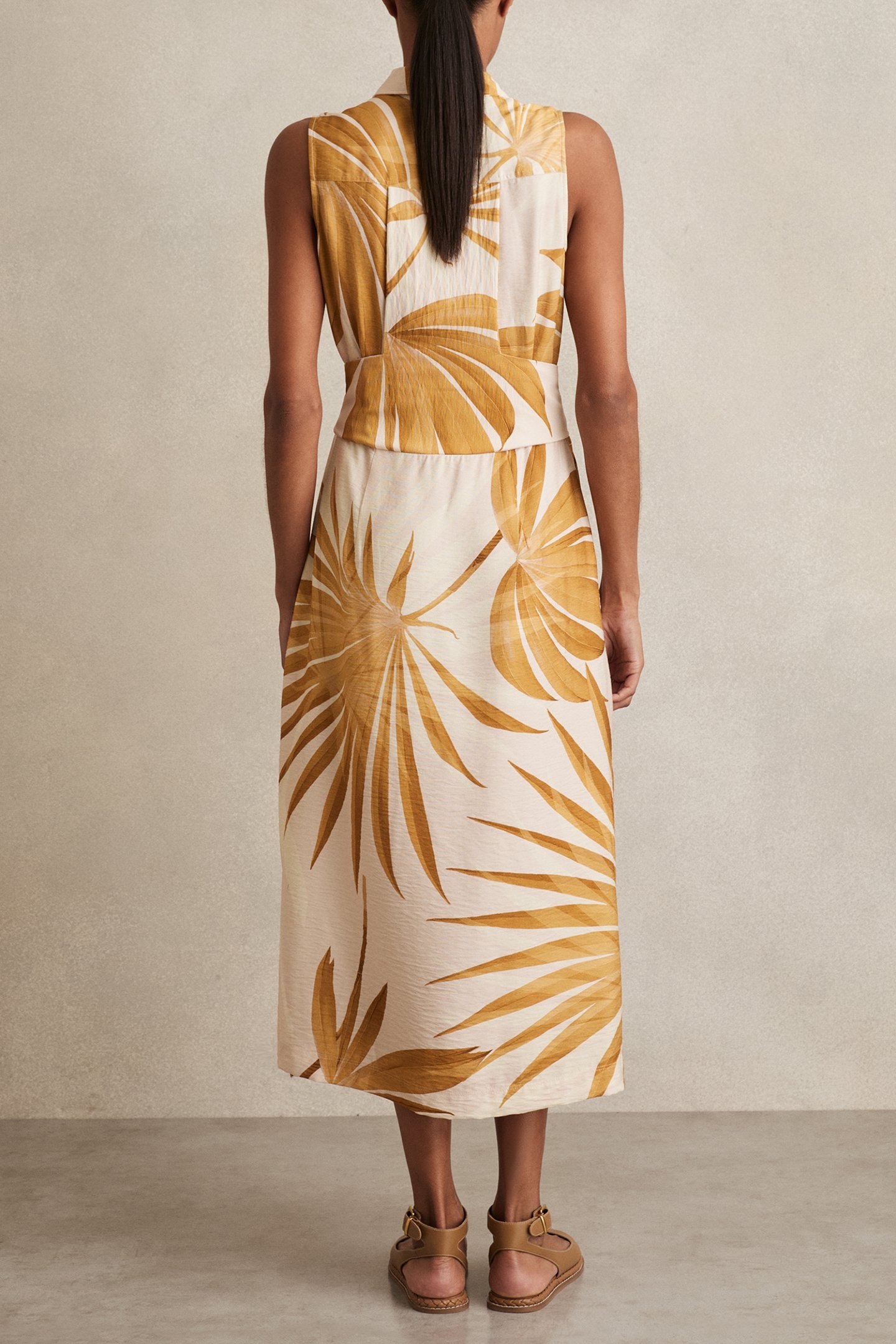 PALM PRINT SLEEVELESS SHIRT DRESS NEUTRAL 2