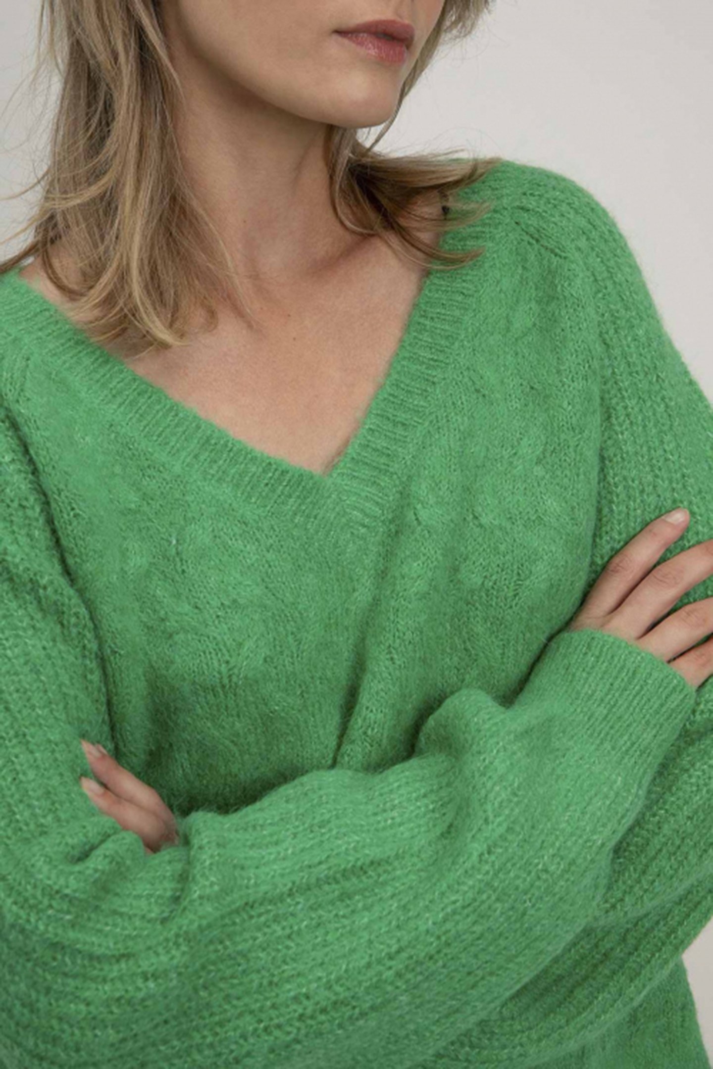 SABINE SWEATER PARROT GREEN 4