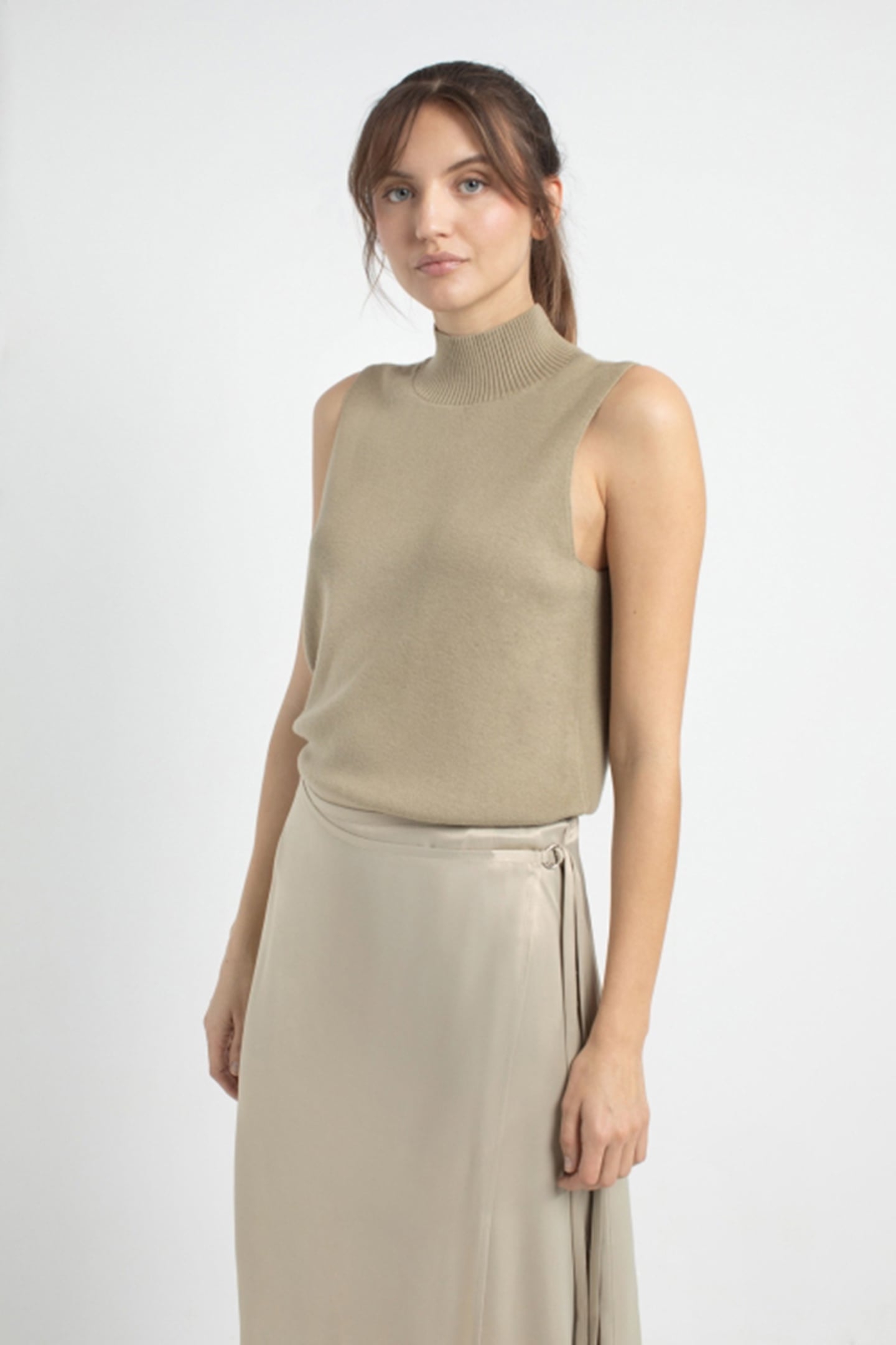 JOOP SINGLET LIGHT OLIVE 1