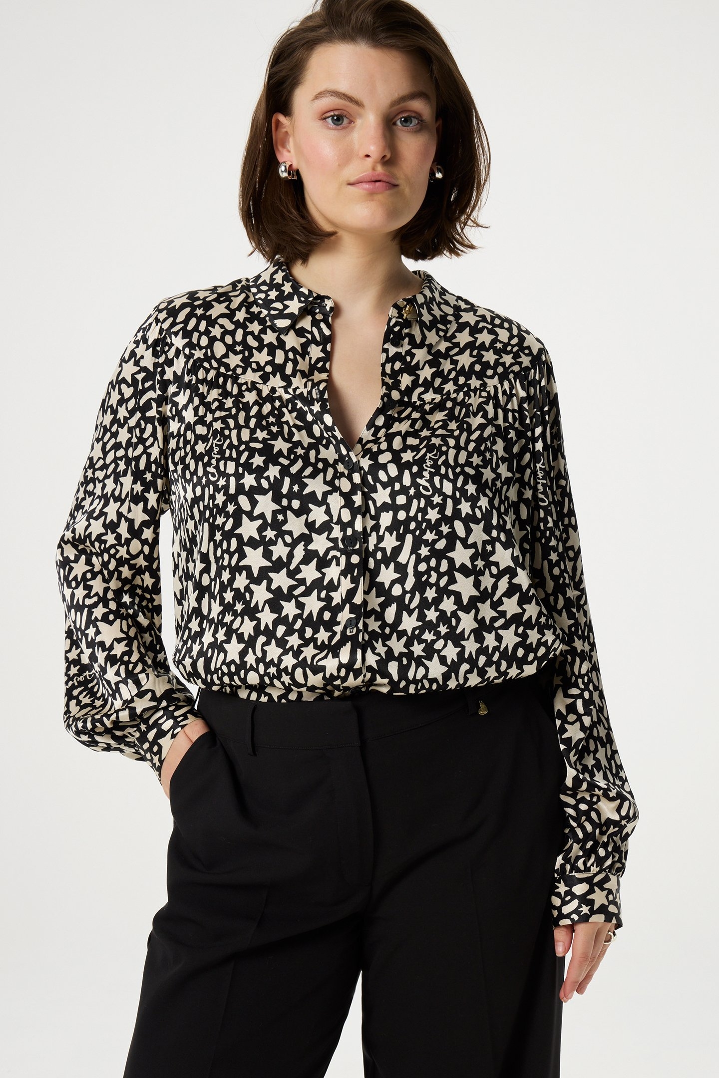 NINA BLOUSE BLACK/CREME BRULEE 1