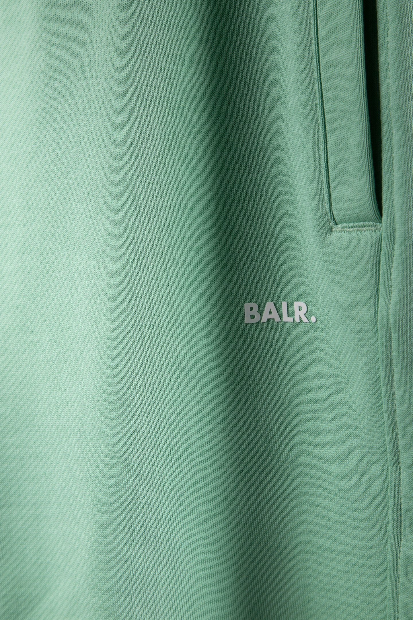 BRAND REGULAR FIT SHORTS LONG LINE QUIET GREEN 4