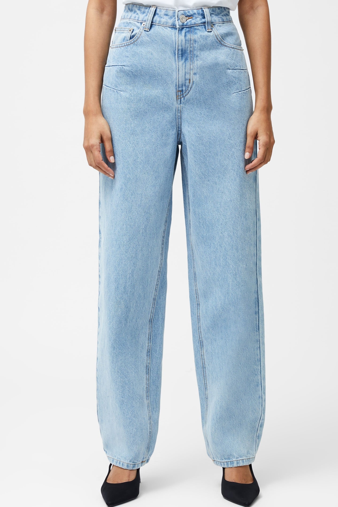 DALLAS DENIM BARREL LEG JEAN LIGHT WASH 2