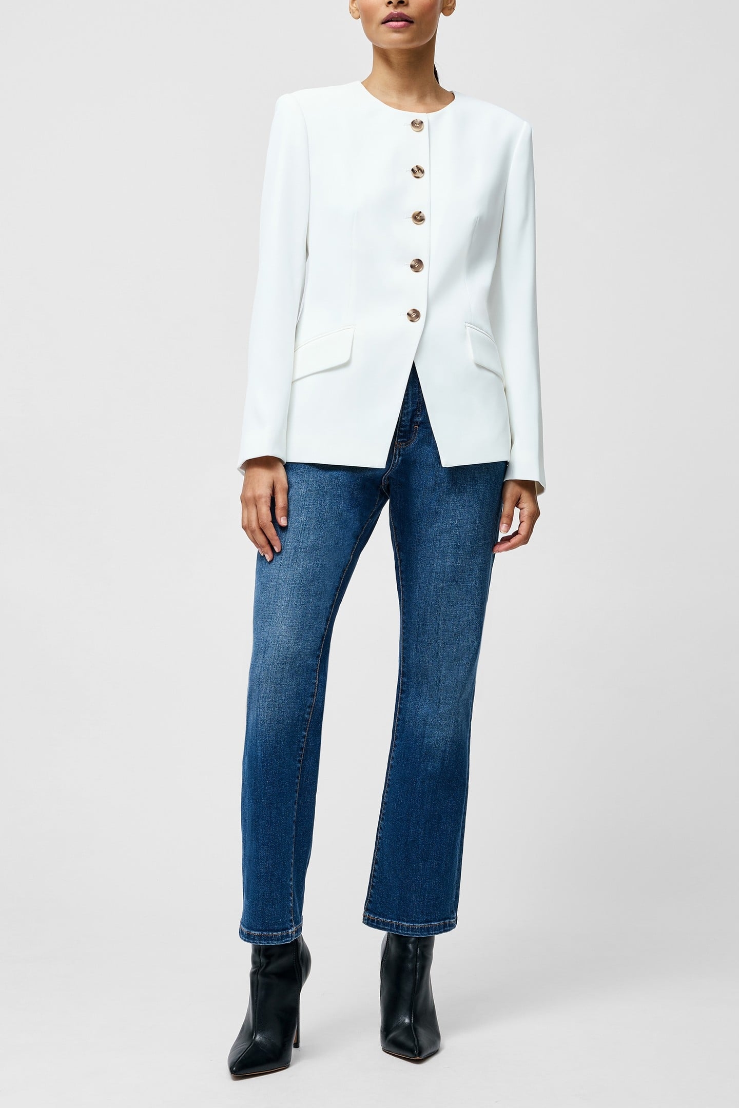 HARRIE COLLARLESS BLAZER SUMMER WHITE 1