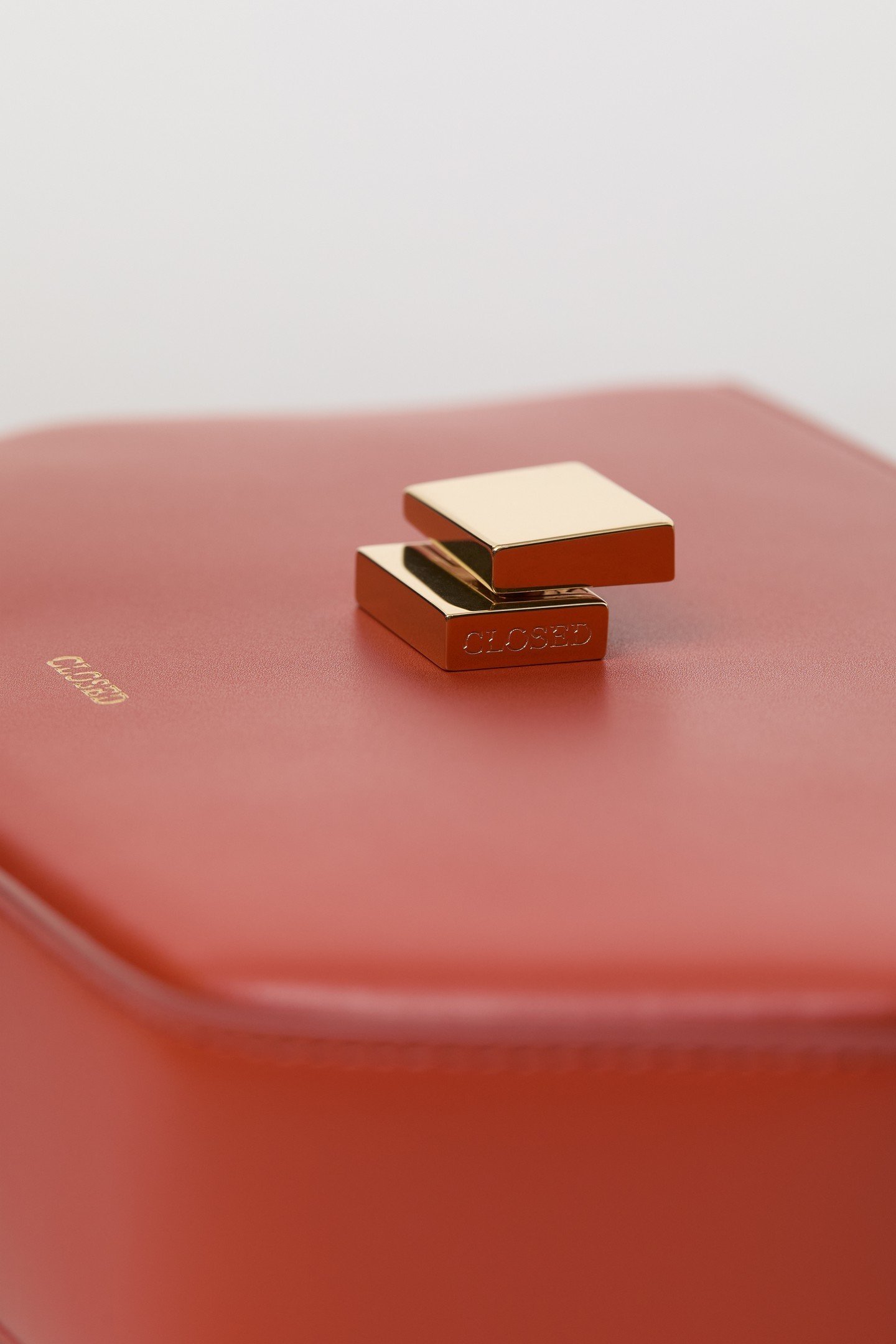 BAG ONE M BAGS HIBISCUS RED 4