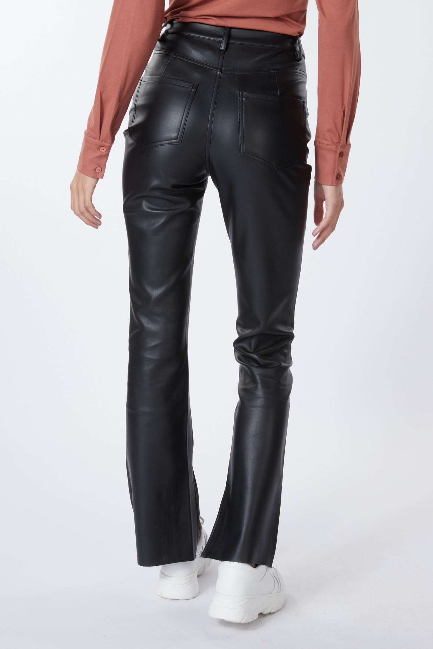 TROUSERS FLARED SPLIT PU BLACK 3