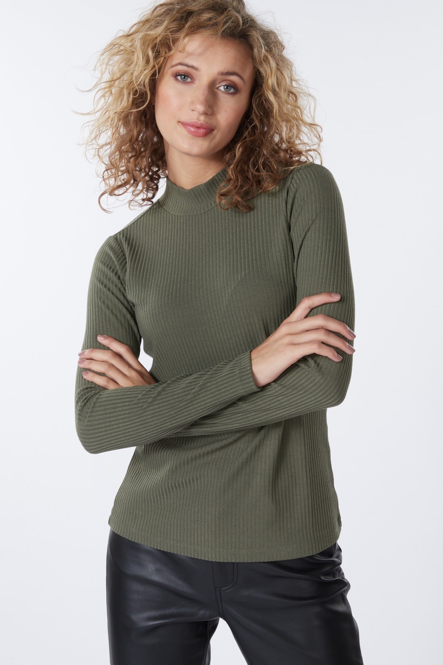 TOP SMALL RIB LEAF GREEN 2