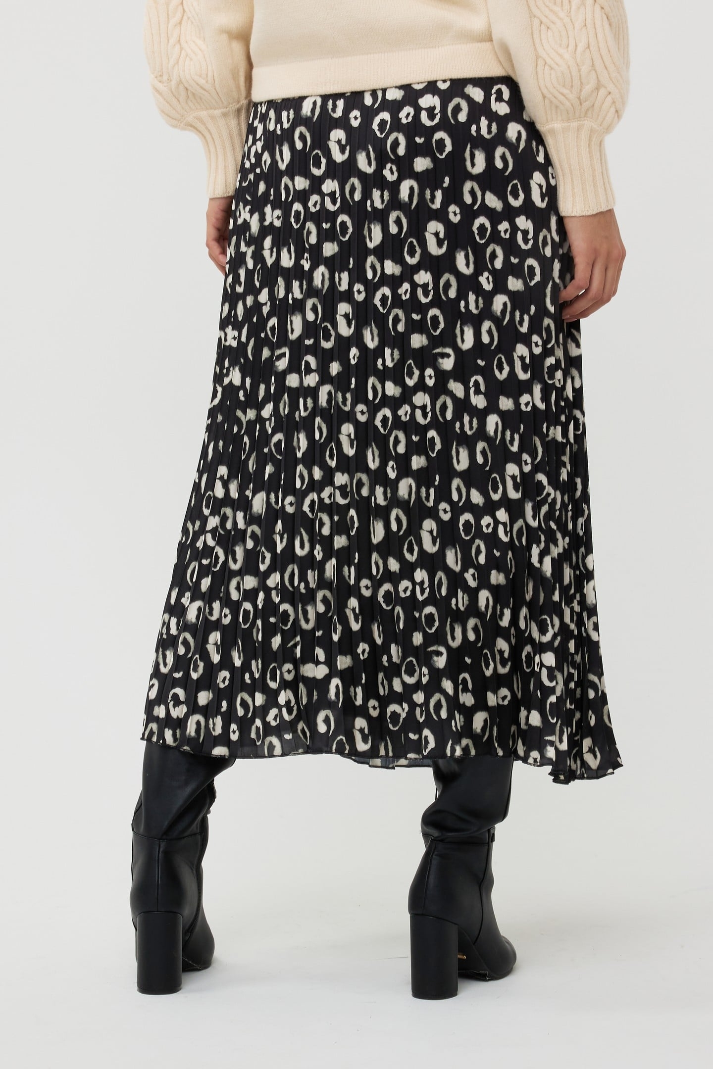 SKIRT PLISSE SATIN WILDERNESS PRINT 3