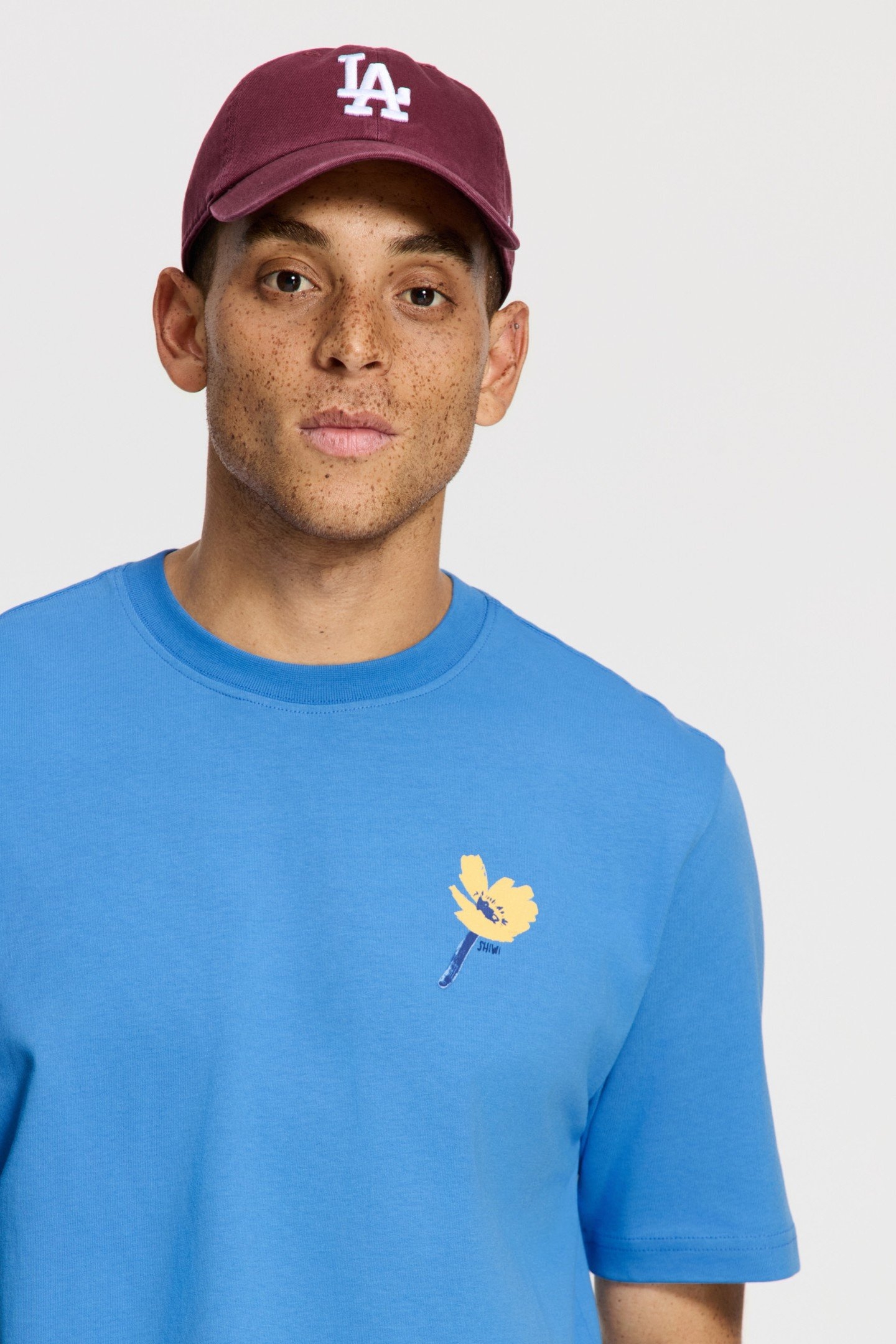 FINN RELAXED FIT UNWIND TEXT T-SHIRT BLUE FIELDS 6