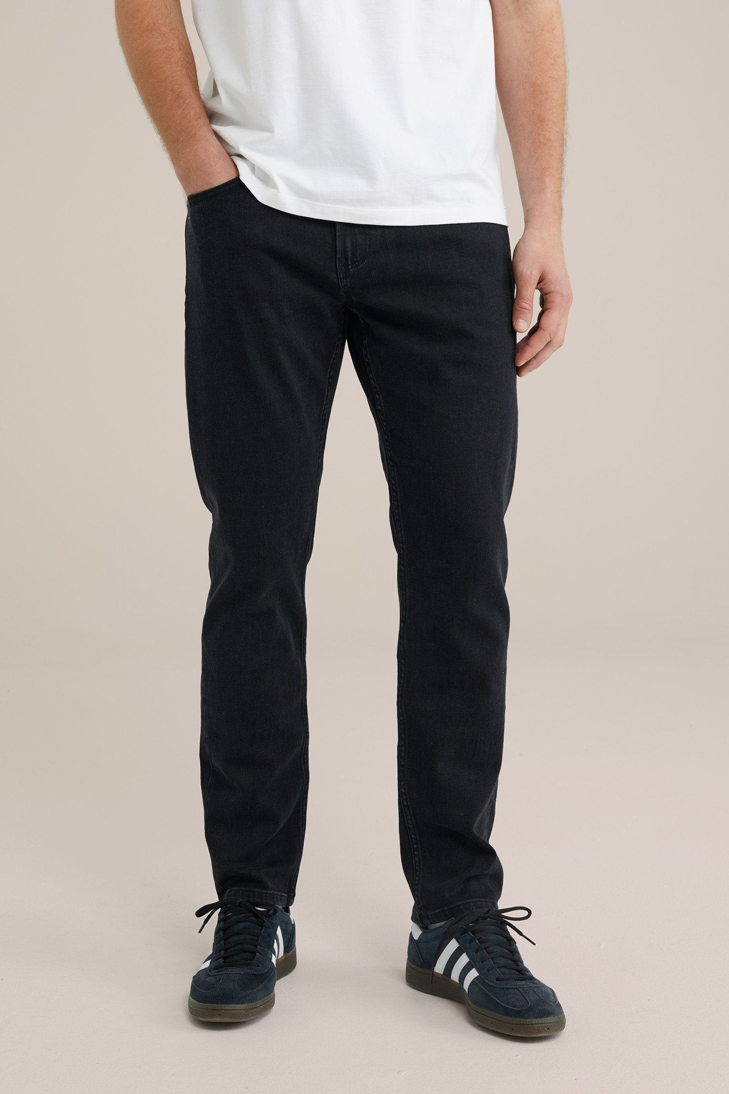 5-POCKET MID WAIST BLACK 3
