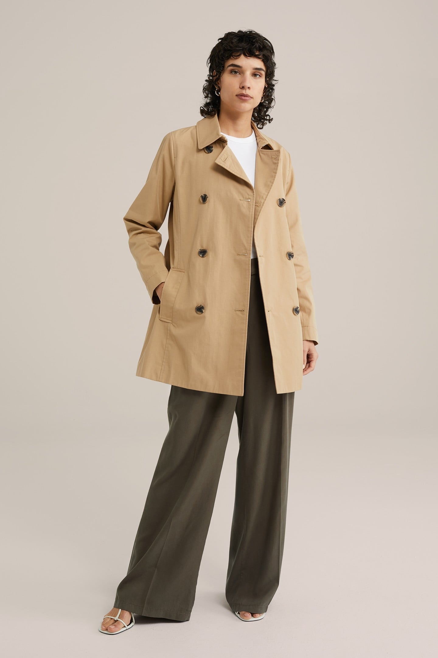 TRENCHCOAT LIGHT BROWN 4