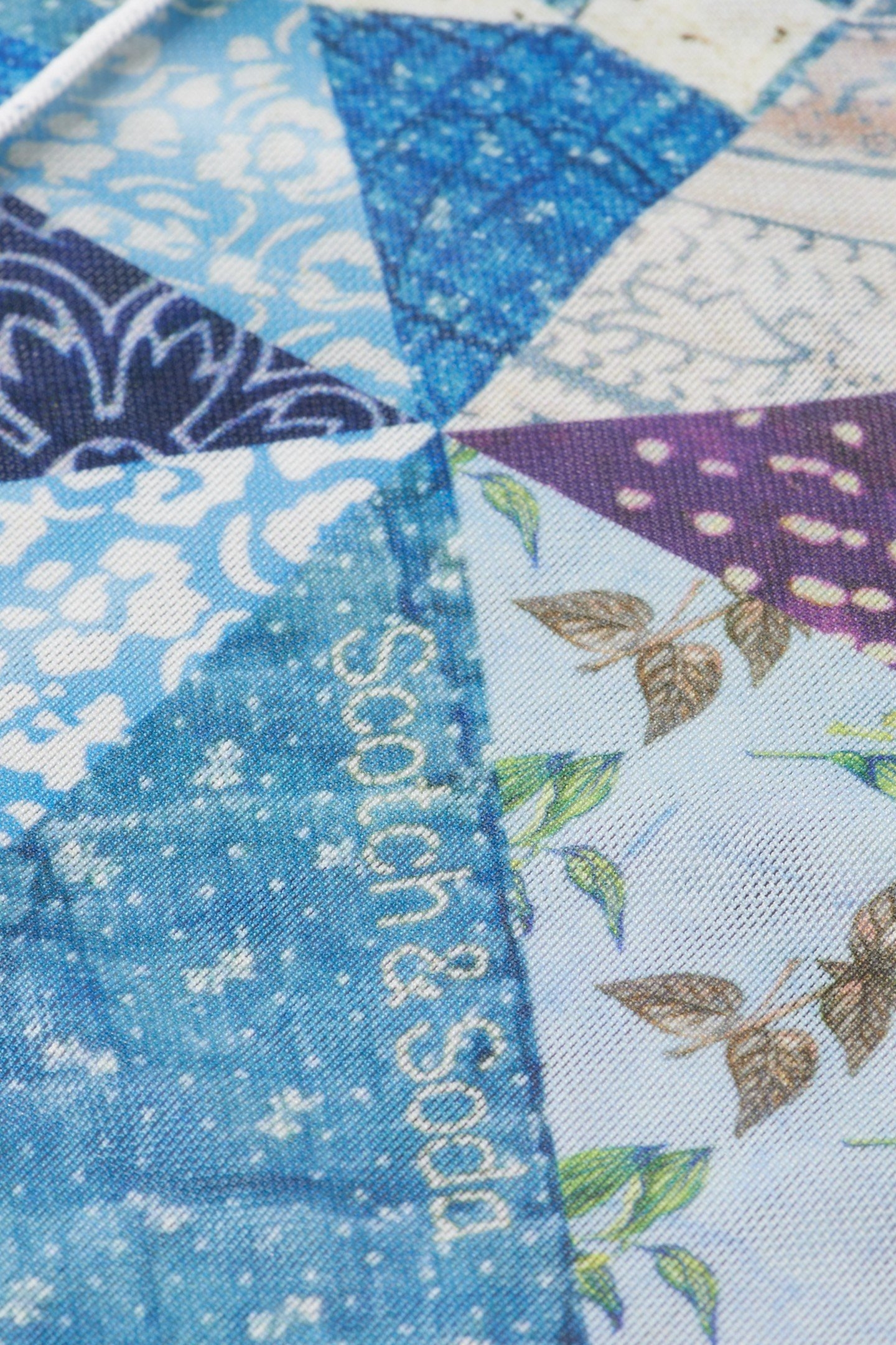 ALL OVER PRINT MESH LS T-SHIRT MEMORY QUILT 3