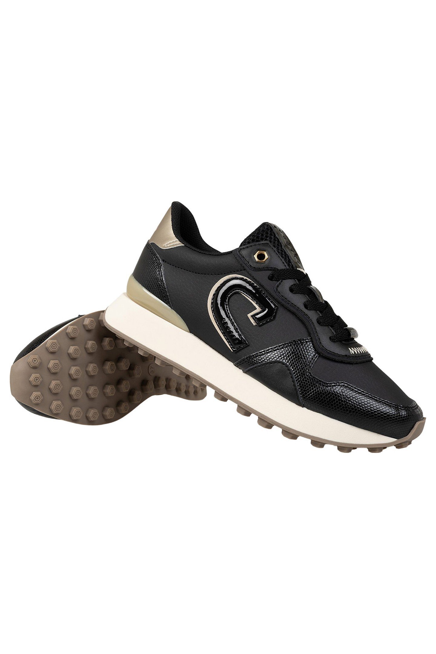 PARK RUNNER BLACK 6