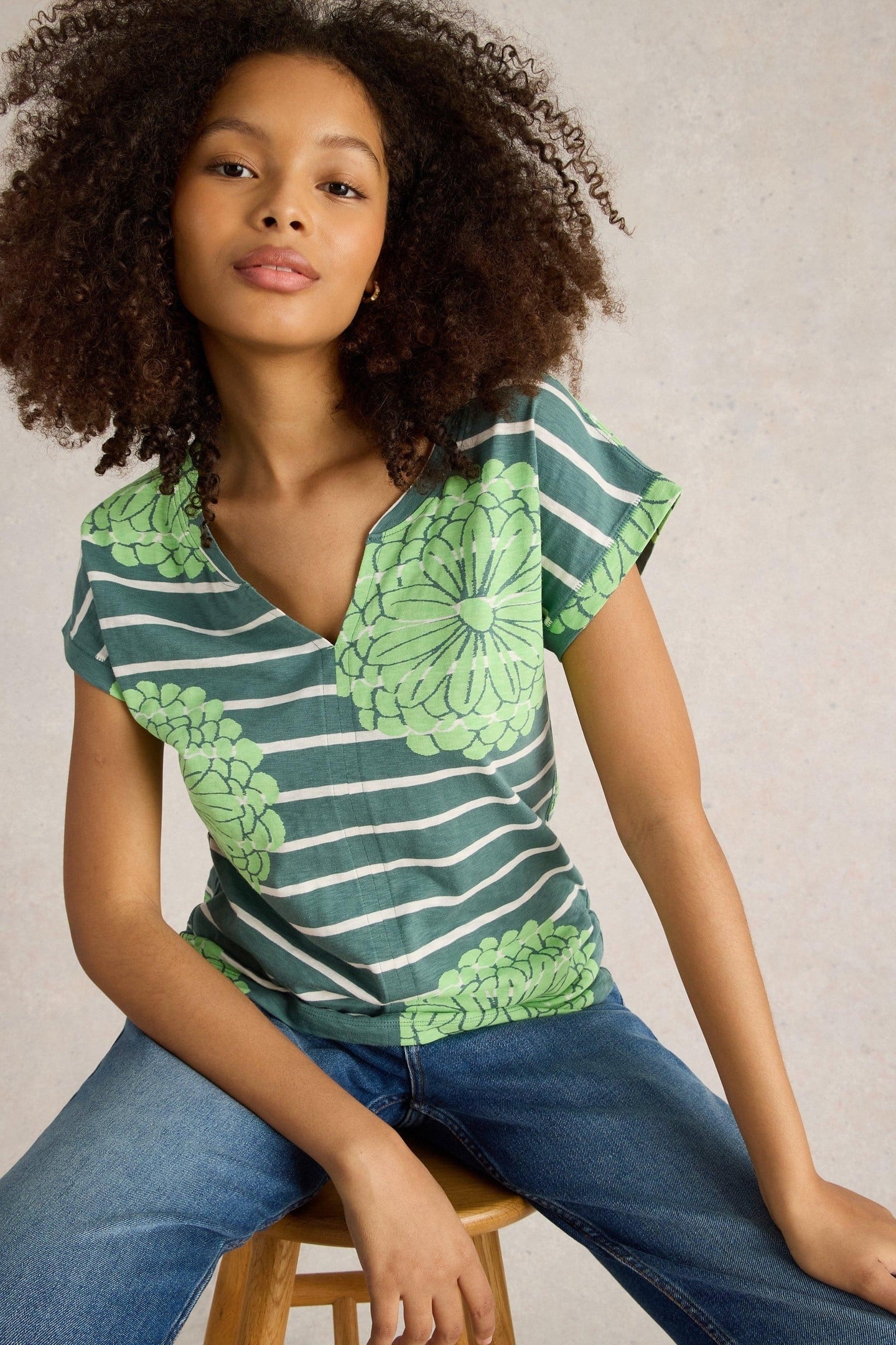 NELLY NOTCH NECK TEE GREEN MULTI 1