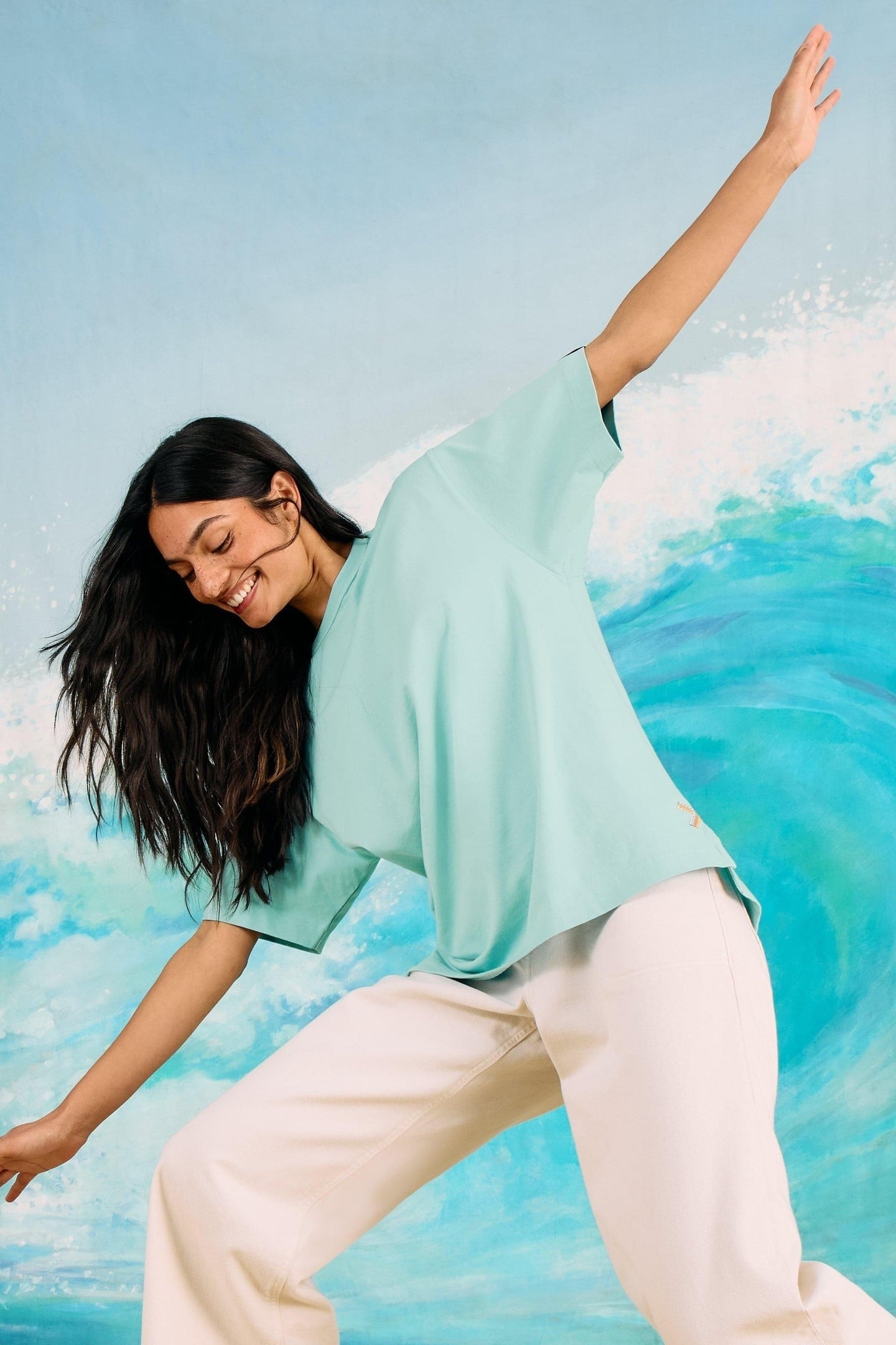 GRAPHIC TEE LIGHT BLUE 6