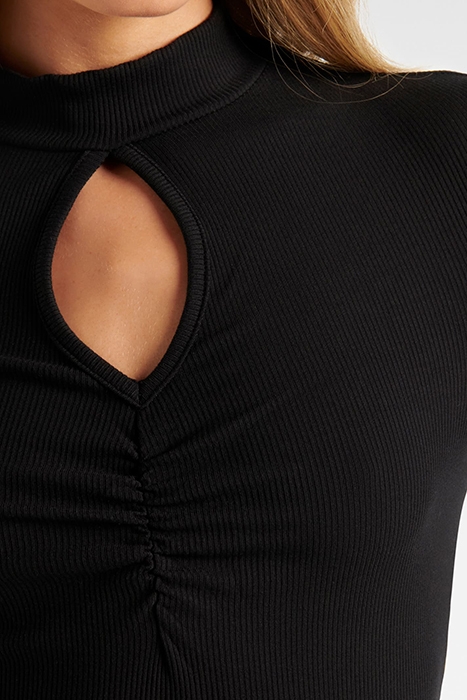 MEREDITH KEYHOLE RUCHED TOP BLACK 5