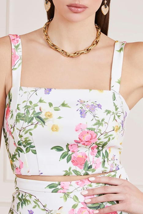 LEONARA TOP FAST PETAL POSE WHITE 4