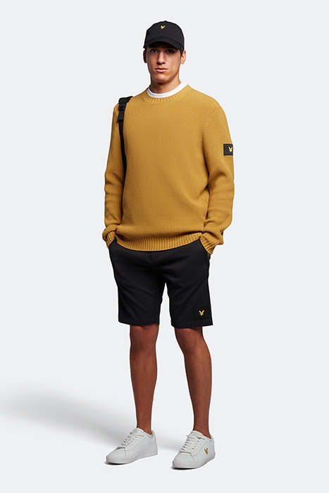 RIBBED CREW NECK ARROWWOOD/LACQUER 3