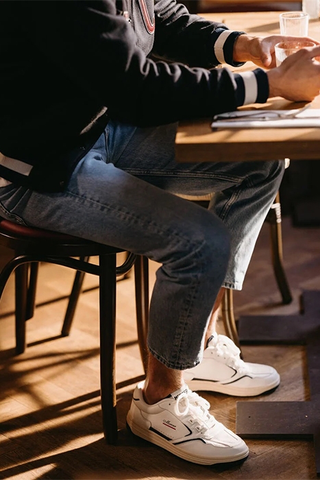 THE PLAYER WHITE WHITE 3