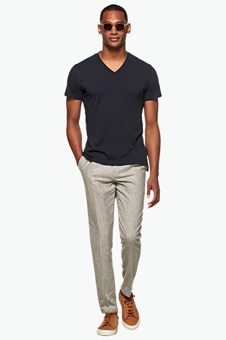 NAVY V-NECK T-SHIRT 2