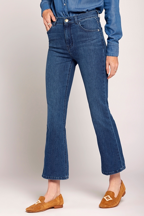 THE BOULEVARD MID RISE CROP BOOTCUT VISTA 1