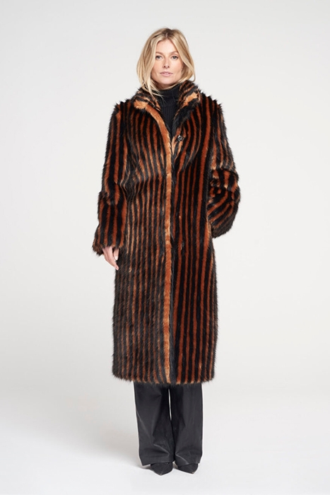 CONNIE BLACK / BROWN 1