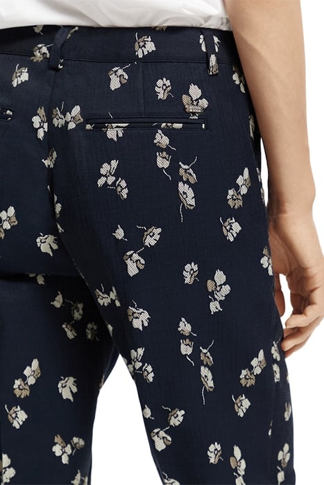 LOWRY - MID-RISE SLIM JACQUARD FLORAL TROUSERS TULIPS 7