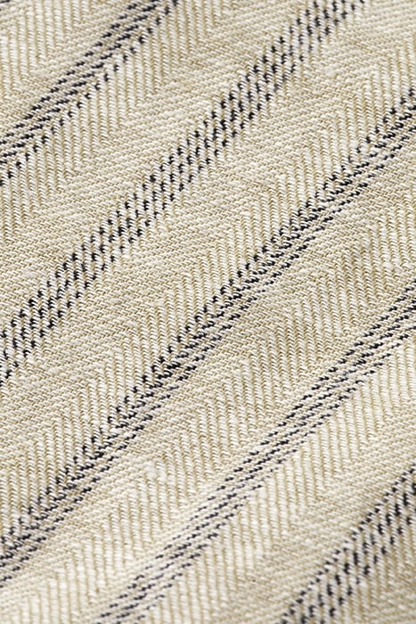 FAVE- PRINTED COTTON/LINEN BERMUDA SHORT SAND/ BLACK STRIPE 3