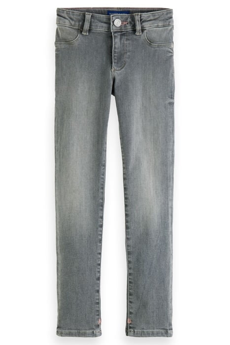 SEASONAL ESSENTIALS CHARMANTE SKINNY JEANS — SHORELINE 2