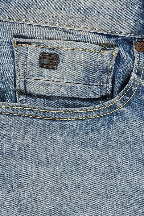 ESSENTIALS - RALSTON - SCRAPE AND SHIFT APPLE 3