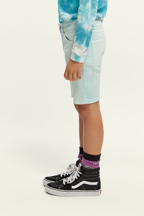 STRUMMER SLIM FIT SHORT — GARMENT DYED COLOURS PISTACHIO 5