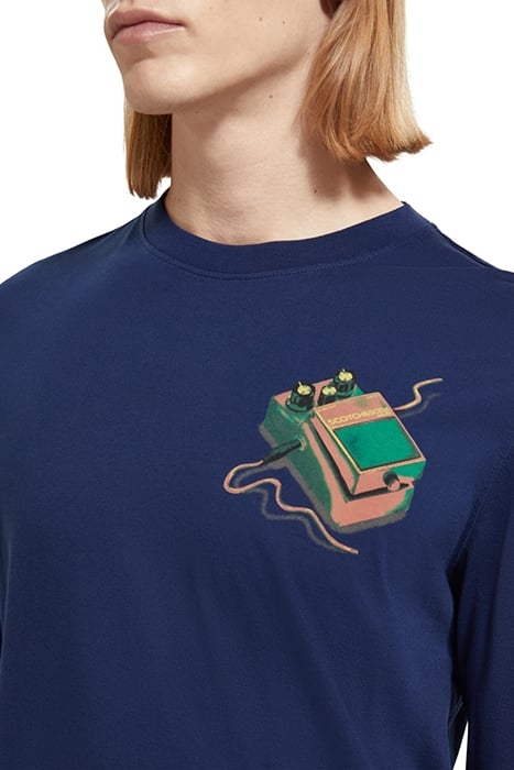 REGULAR FIT ARTWORK LONG SLEEVE T-SHIRT IN ORGANIC COTTON DE 6