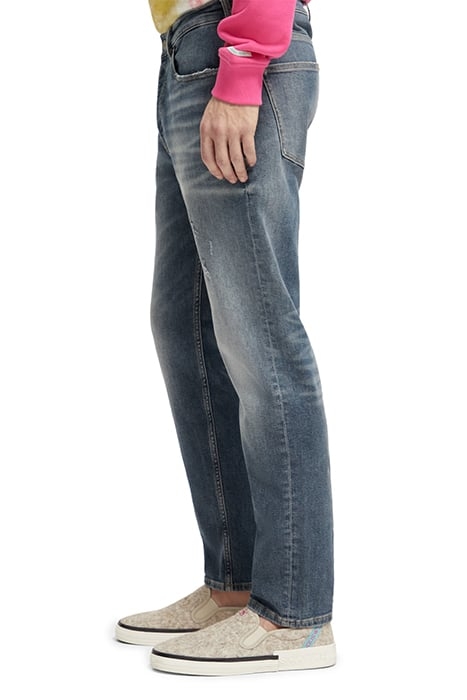 THE DROP TAPERED JEANS – FRESH FADE 6