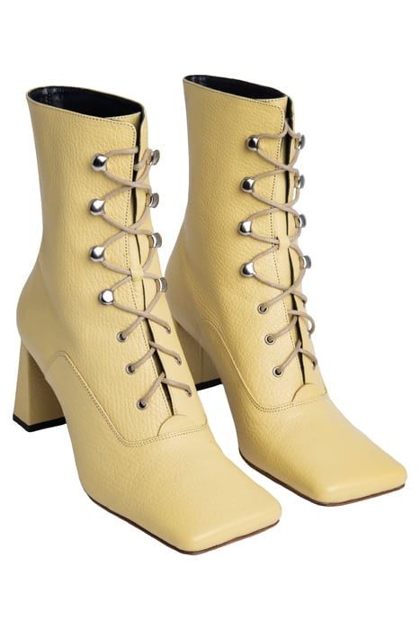 CLAUDE VANILLA GRAINED LEATHER 2