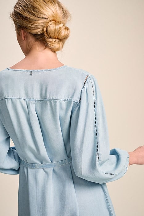 ROLLINS - CHAMBRAY DRESS WITH LADDER DAYS 4