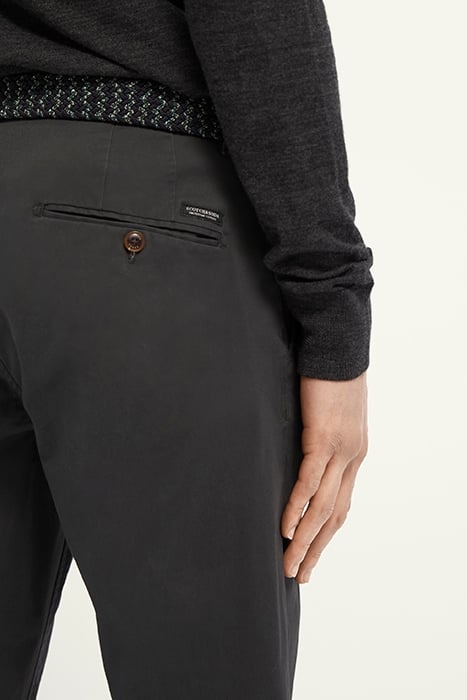 ESSENTIALS - STUART CLASSIC REGULAR SLIM FIT CHINO CHARCOAL 4