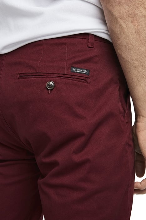 ESSENTIALS - STUART CLASSIC REGULAR SLIM FIT CHINO BORDEAUX 8