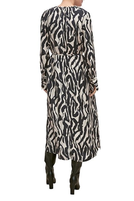 COMMA DRESSES BLACK-WHITE 2