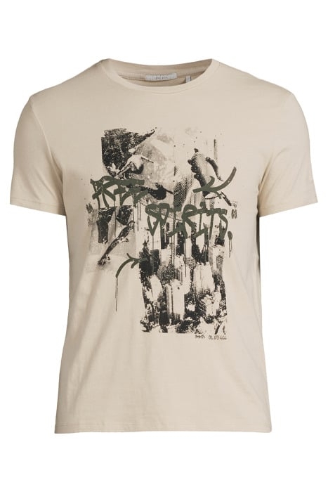 CONCRETE T-SHIRT, SKATEBOARDERS & GRAFFITI CONCRETE 3