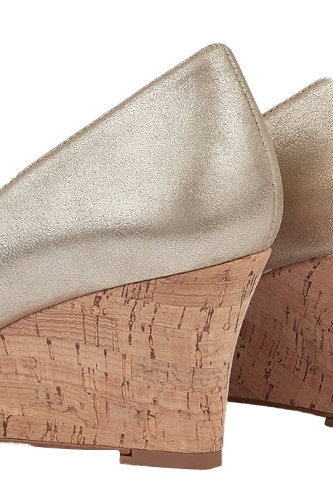 CC EEVI ROUND TOE GOLD 4