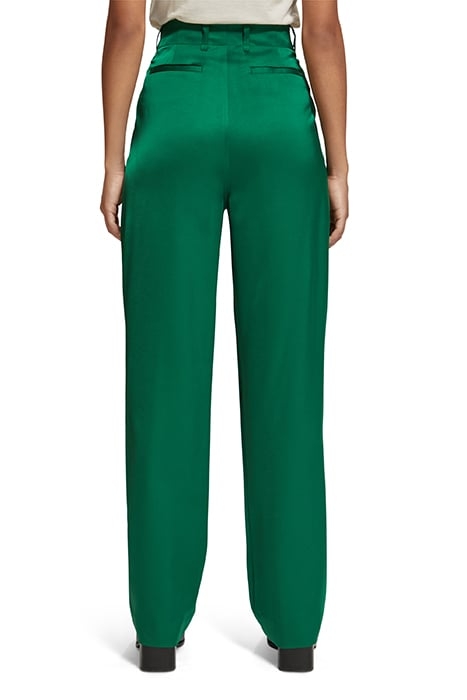 FAYE - HIGH RISE RELAXED TAPERED LEG PINE TREE 2