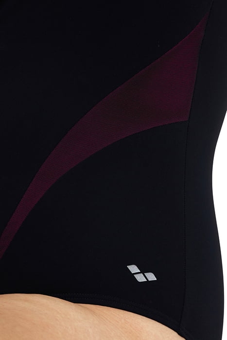 W ISABEL LIGHT CROSS BACK ONE PIECE PLUS BLACK-WHITE 8