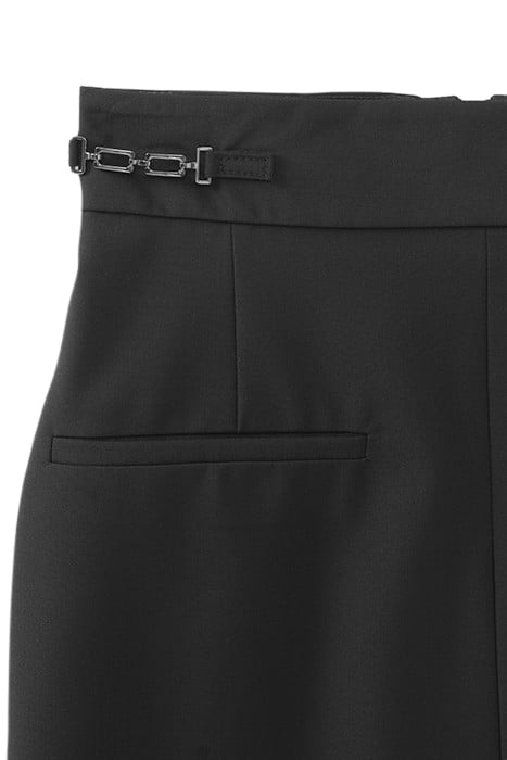 BLACK SHORT SKIRT WITH CHAIN DETAIL BLACK 6