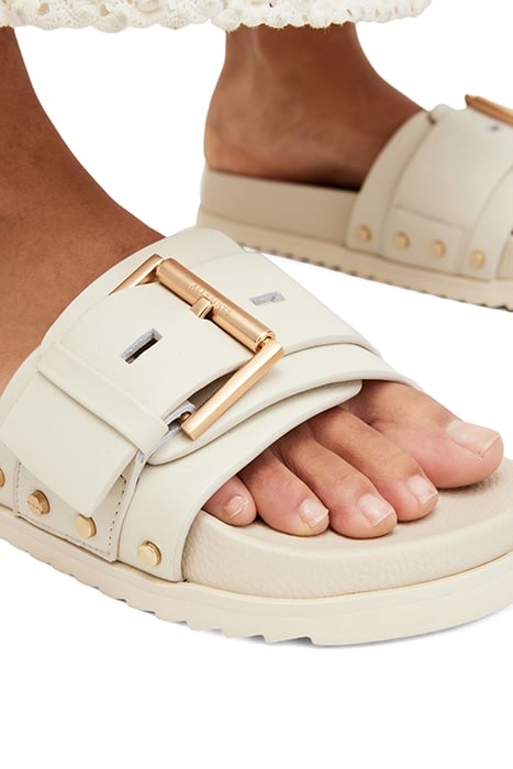 ELLIE STUD SLIDER PARCHMENT WHITE 5