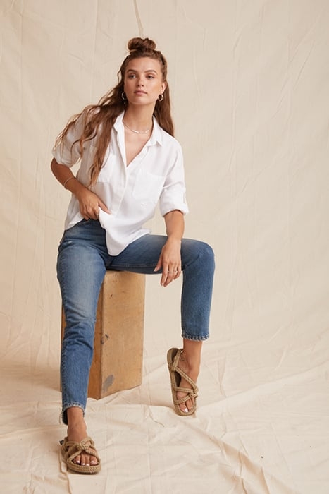 SPLIT BACK BUTTON DOWN WHITE 6