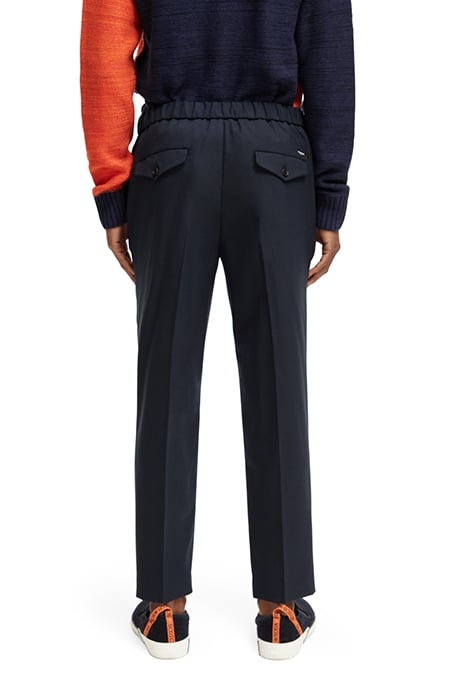 THE FINCH - REGULAR TAPERED-FIT JOGGER NIGHT 2