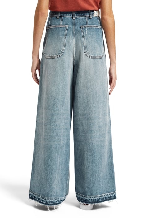 SEASONAL WAVE WITH WORKWEAR DETAILS — FAVOURITE TRACK 2